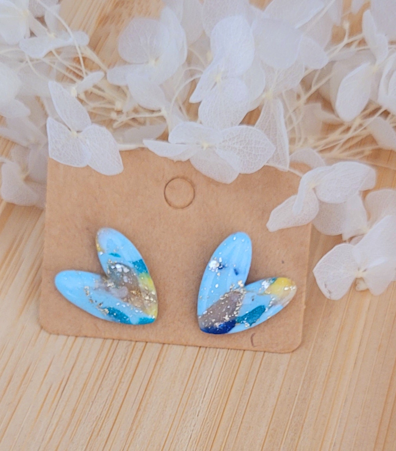Boucle d'oreilles Mini Love marbré bleu clair et foncé beige jaune et doré