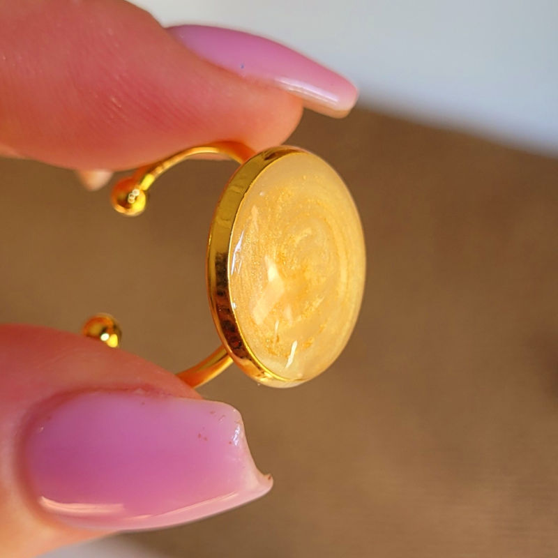 Bague réglable ronde nacré doré