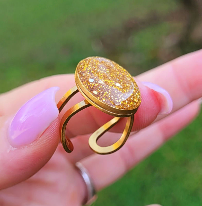 Bague réglable ovale pailletée doré