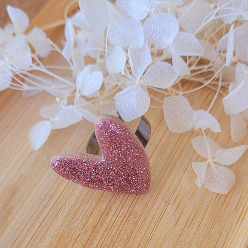 Bague réglable Love vieux rose pailletée