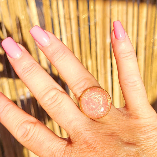 Bague réglable ronde rose nacré pailleté