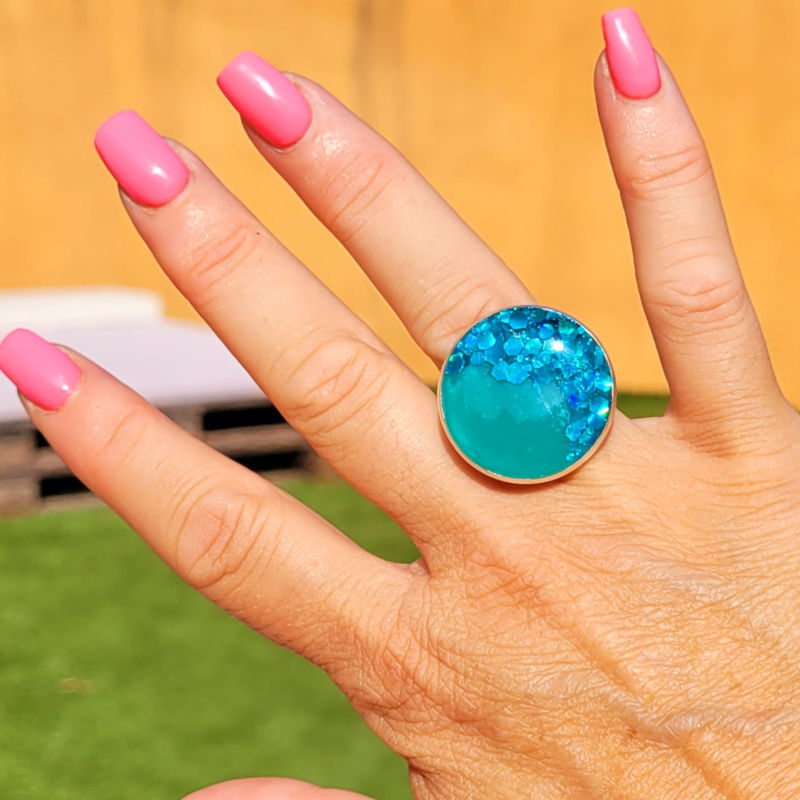 Bague réglable bleu azur et paillette