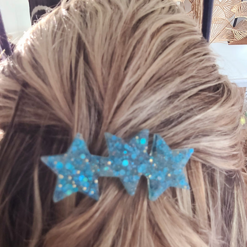 Barrette Etoile paillette bleu azur