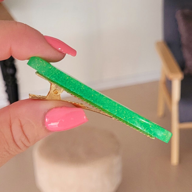 Barrette Ovale vert fluo paillette doré