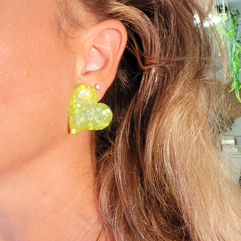 Boucles d'oreilles Anna jaune fluo paillette grise holographique