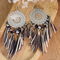 Boucles d'oreilles rosace acier argenté et suédine et perle gris argenté, gris souris et gris perle