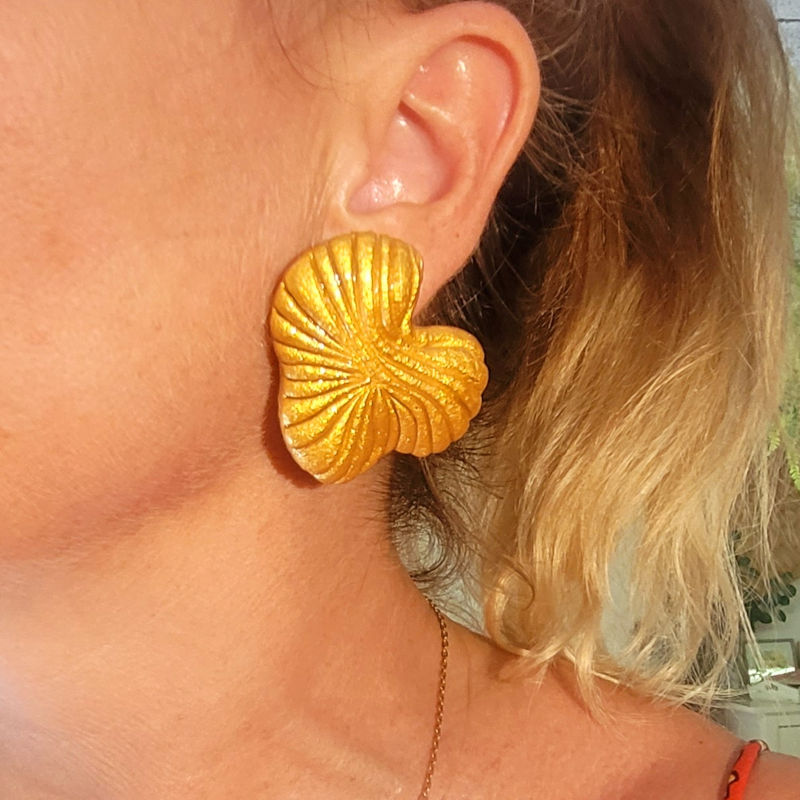 Boucles d'oreilles Carla doré
