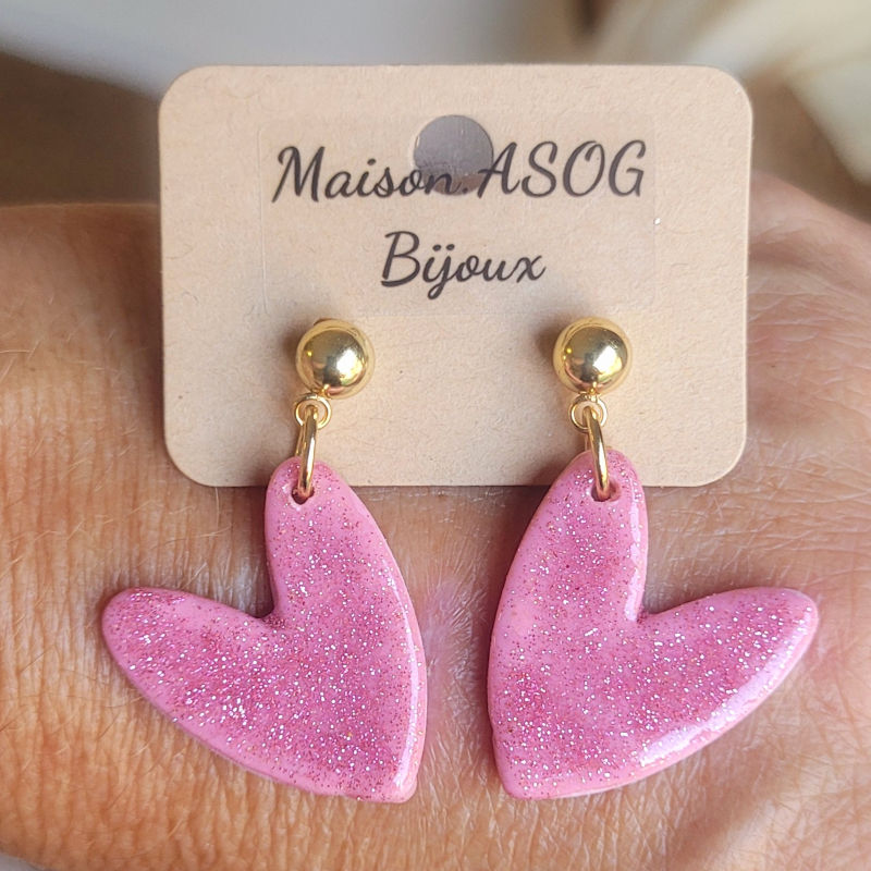 Boucle d'oreille clou boule doré Love rose lila pailleté