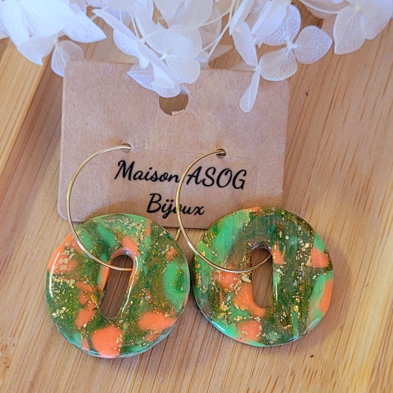 Boucles d'oreilles créole fine dorée et pampille Donut's marbrée vert orange kaki et doré