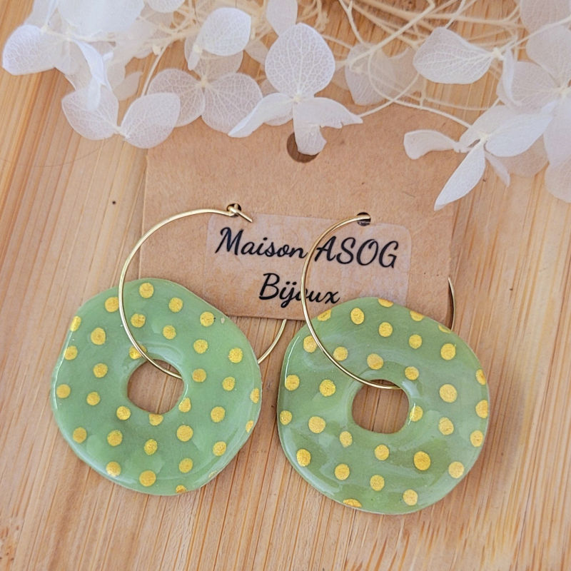 Boucles d'oreilles créole fine dorée et pampille Couronne réversible kaki à pois et rayure doré
