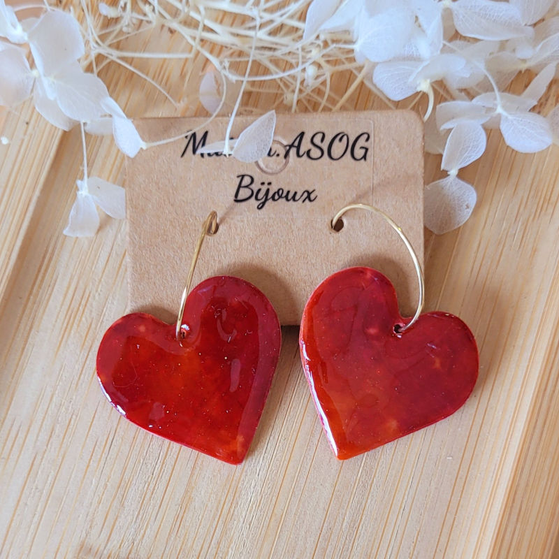 Boucles d'oreille Créole fine dorée pampille Coeur effet tortoise marron rouge brique