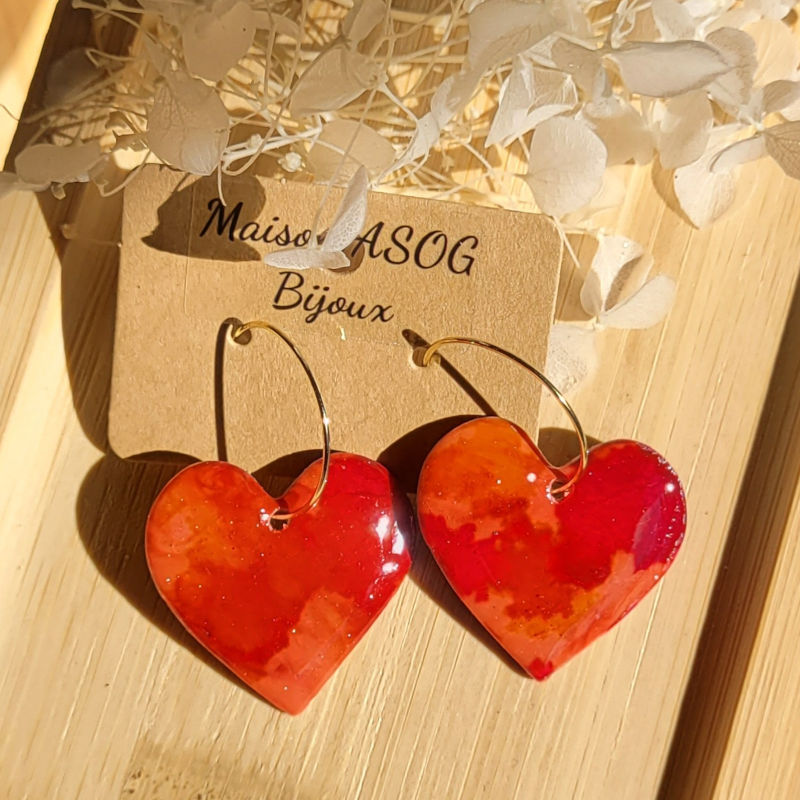 Boucles d'oreille Créole fine dorée pampille Coeur effet tortoise marron rouge brique