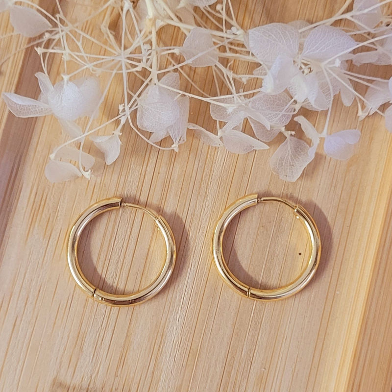 Boucles d'oreilles créole dorée et pampille Paola effet tortoise bleu jaune vert