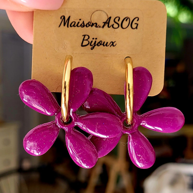 Boucles d'oreilles créole dorée et pampille Paola violine pailleté