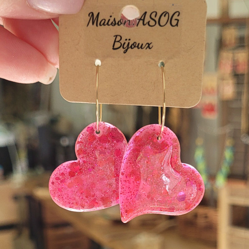 Boucle d'oreille créole dorée Anna rose fushia pailleté
