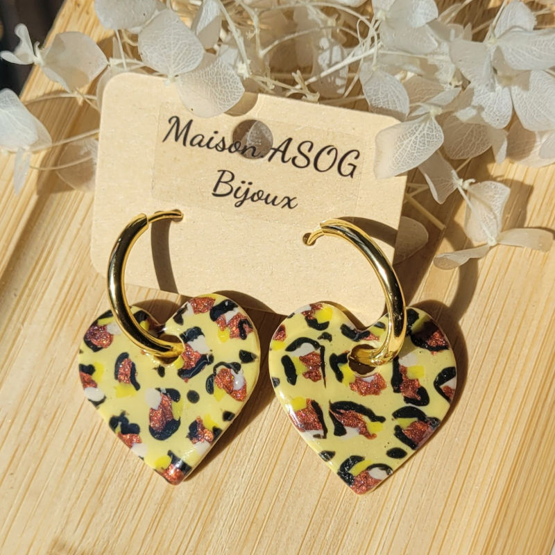 Boucles d'oreille Créole dorée pampille Coeur réversible Léopard jaune beurre caramel jaune et pailleté doré