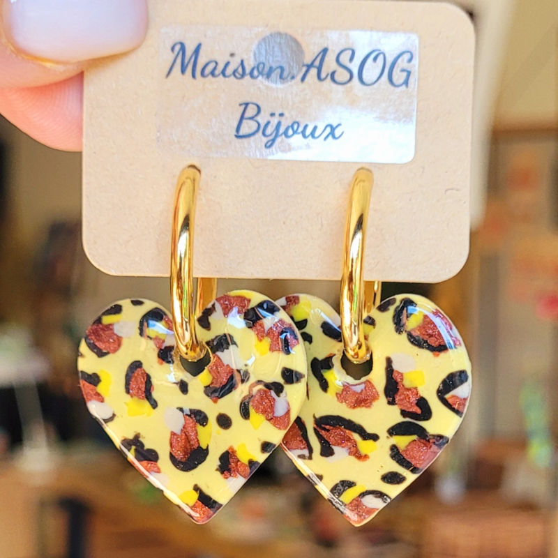 Boucles d'oreille Créole dorée pampille Coeur réversible Léopard jaune beurre caramel jaune et pailleté doré