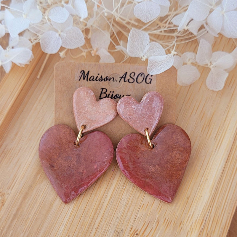 Boucles d'oreilles Cathie coeur beige rosé et marron irisé