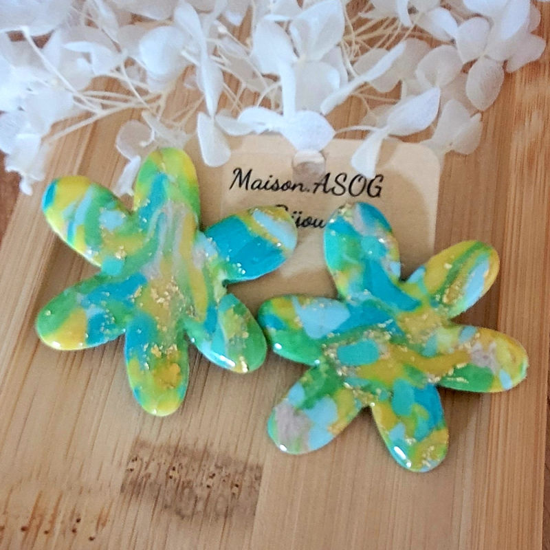 Boucles d'oreilles Flora marbré bleu jaune vert et doré