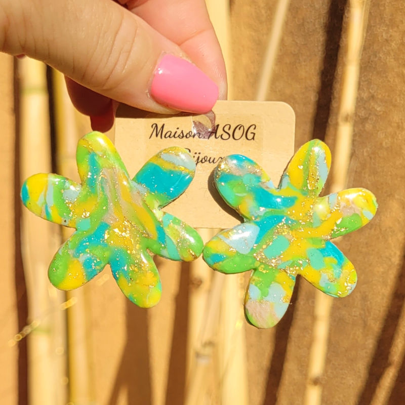 Boucles d'oreilles Flora marbré bleu jaune vert et doré