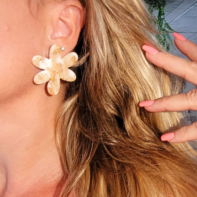 Boucles d'oreilles Flora marbré blanc beige et doré