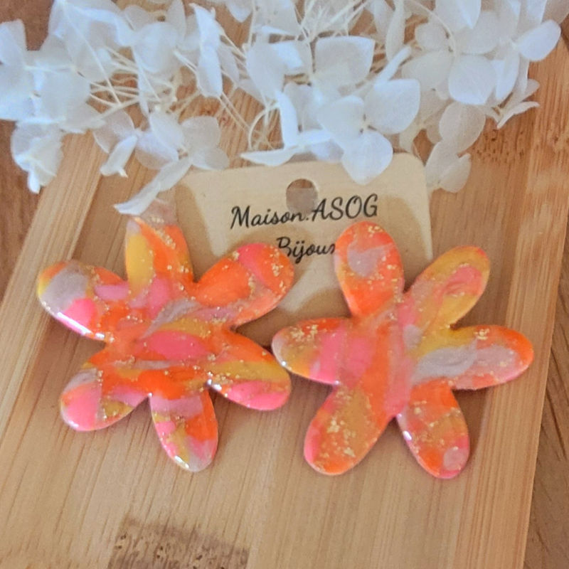 Boucles d'oreilles Flora marbré rose orange jaune beige et doré