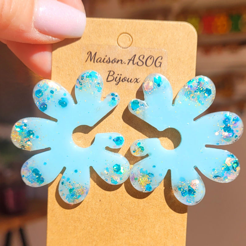 Boucles d'oreilles Giulia bleu pastel paillette bleu et dorée holographique