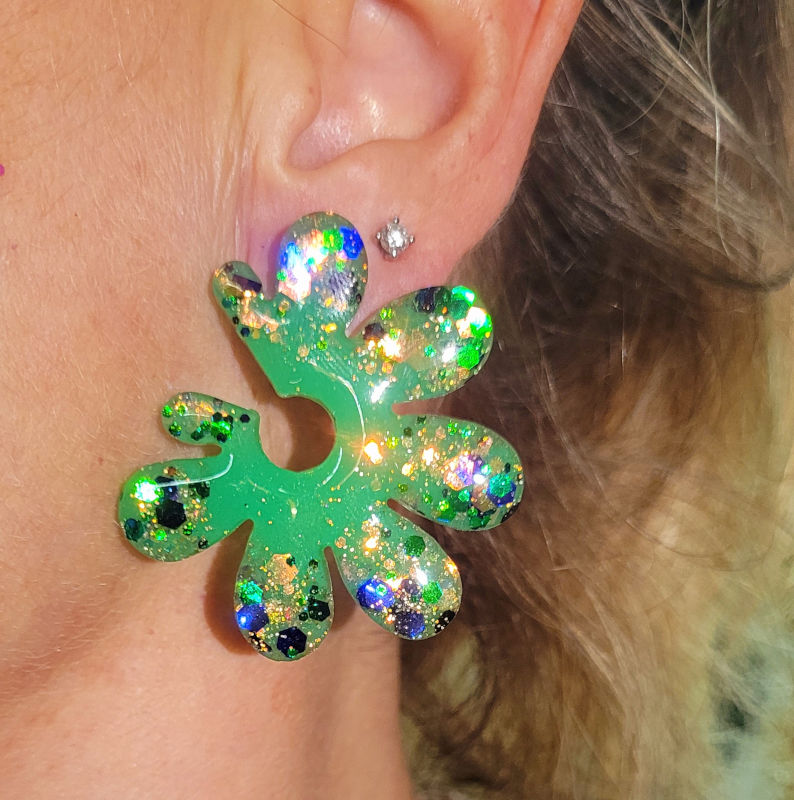 Boucles d'oreilles Giulia Vert paillette bleu et dorée holographique