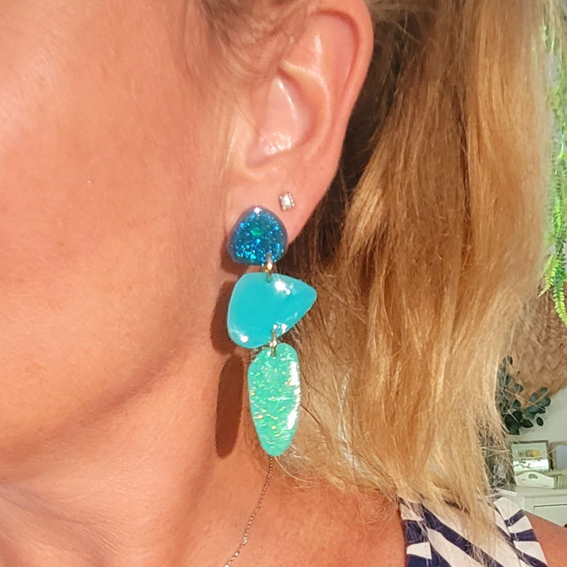 Boucles d'oreilles Jackie bleu vert paillette fine bleu holographique