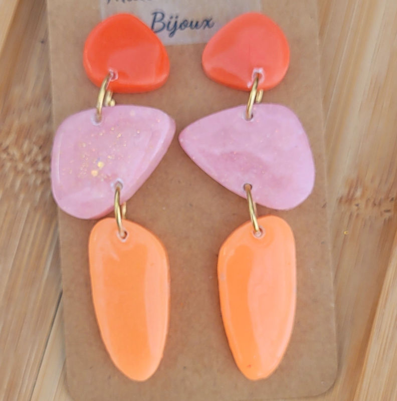 Boucles d'oreilles Jackie rose saumon paillette fine dorée holographique