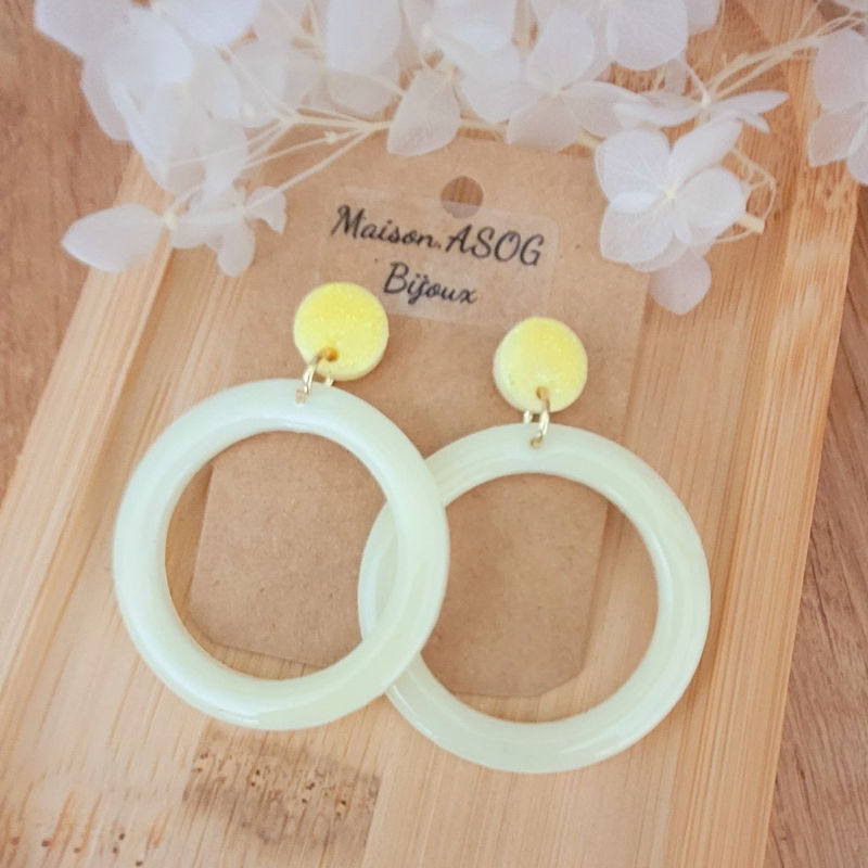 Boucles d'oreilles Jeanne pastille jaune pailleté et créole jaune pastel