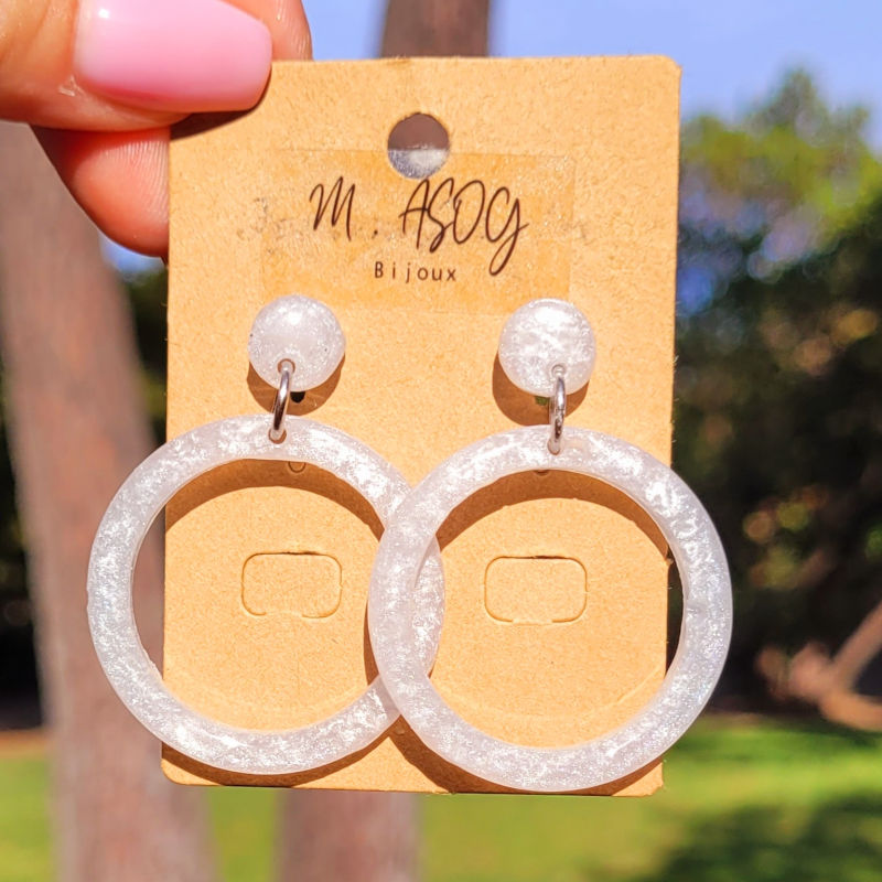 Boucles d'oreilles Jeannette pastille et créole nacrée blanc