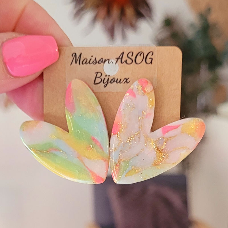 Boucle d'oreilles Love marbré aux couleurs printanières et doré