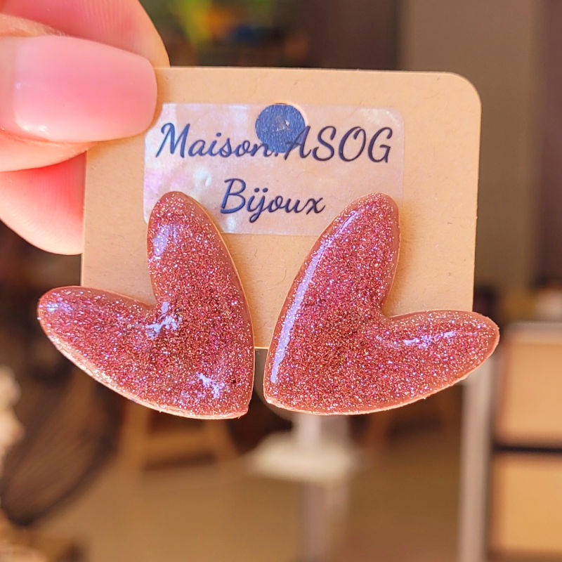 Boucles d'oreille Love vieux rose pailleté