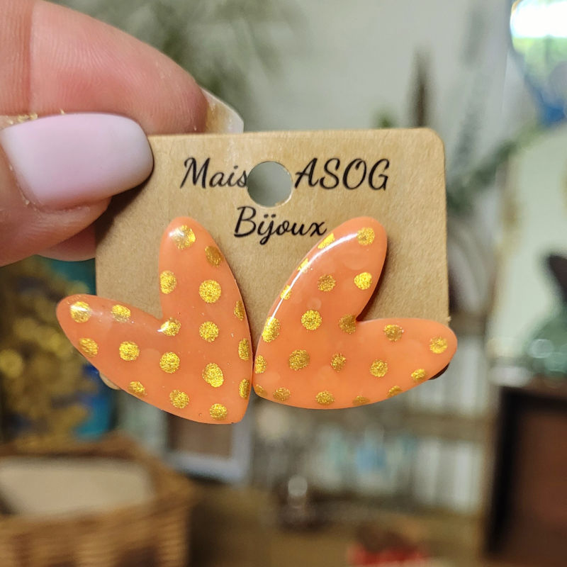Boucle d'oreille Love saumon à pois doré