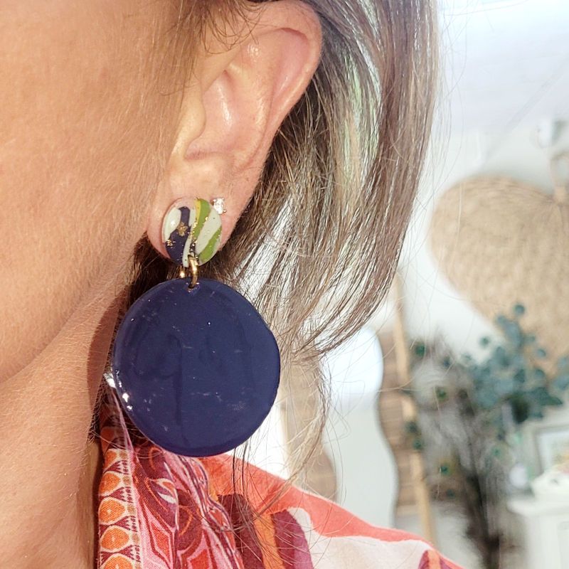 Boucle d'oreille Margot marbré vert sauge anis rose et bleu marine