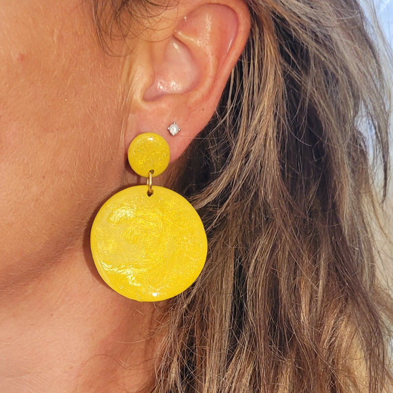 Boucle d'oreille Margot vert anis irisé
