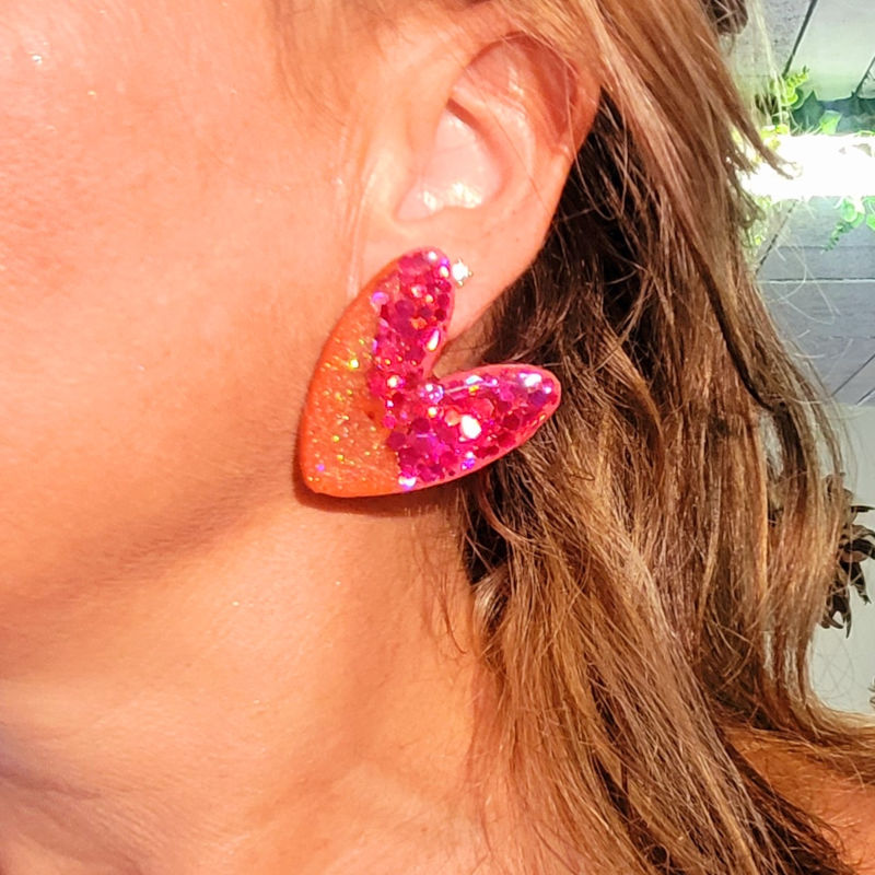 Boucles d'Oreille Maxi Love paillette rose fuschia et caramel doré