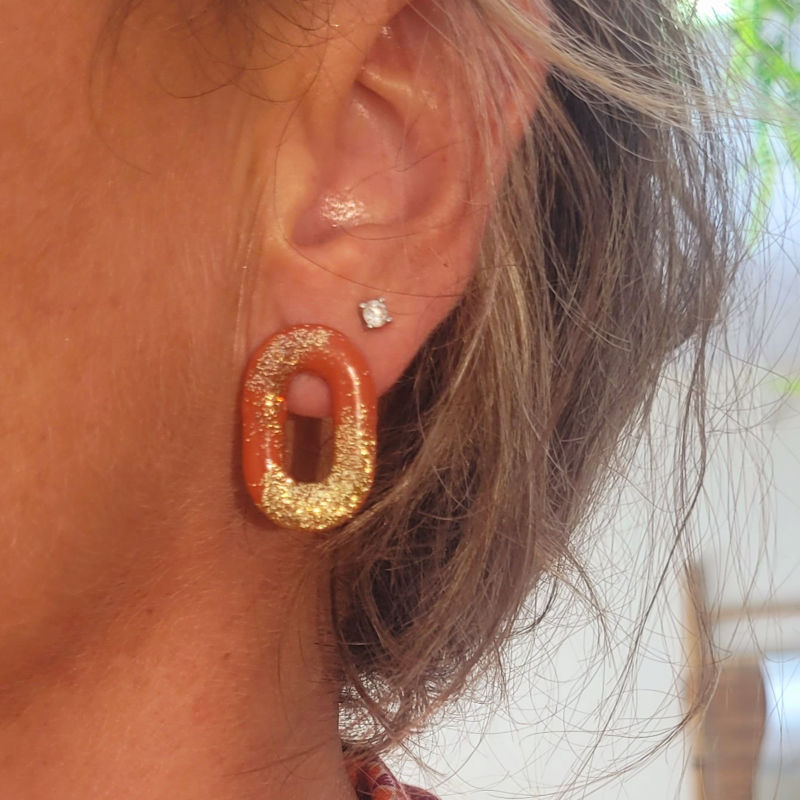 Boucles d'oreilles Mia terracotta pailletée doré
