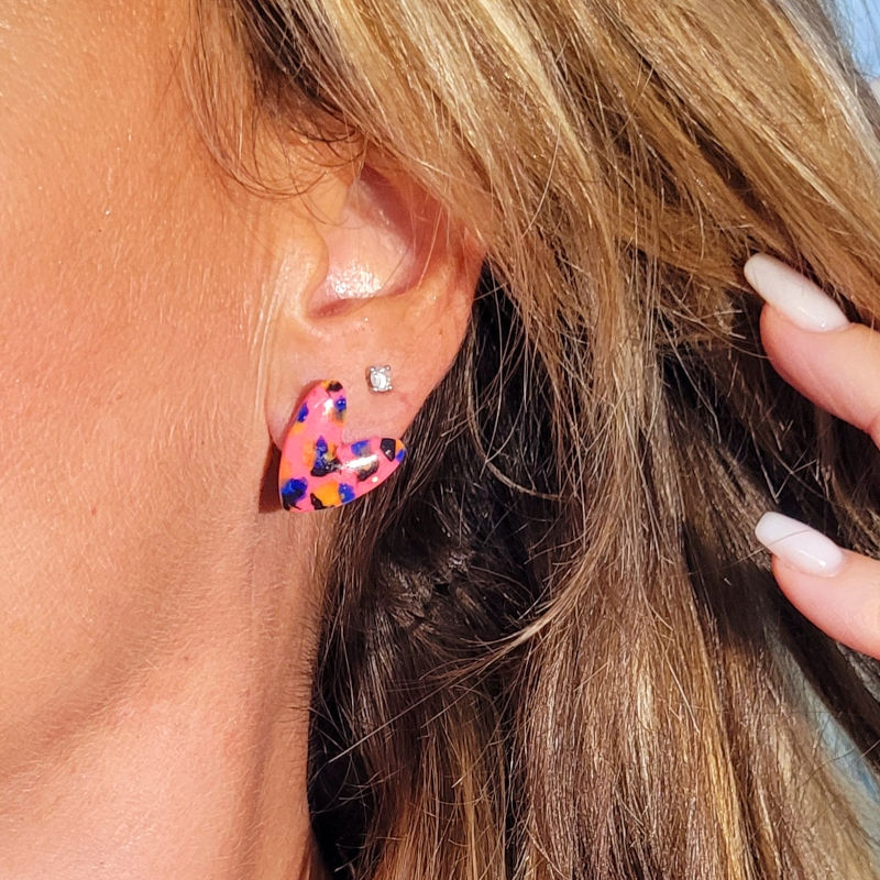 Boucles d'oreille Mini Love Léopard rose fluo bleu marine et orange
