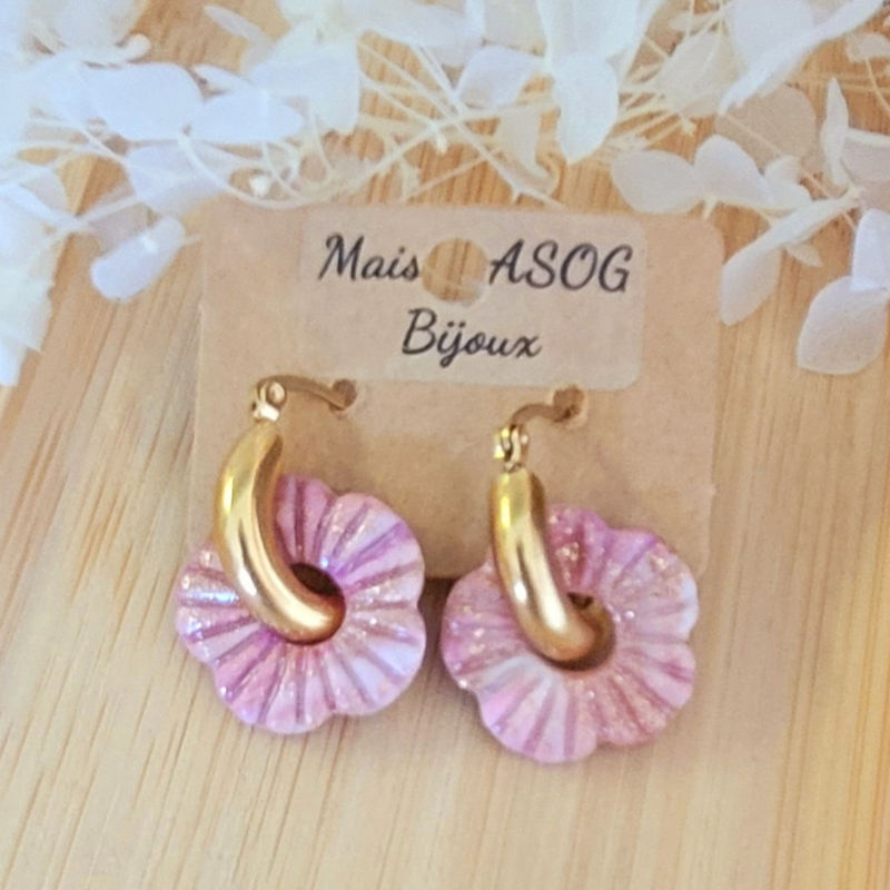 Boucles d'oreilles créole épaisse dorée et pampille Fleur striée vieux rose et doré