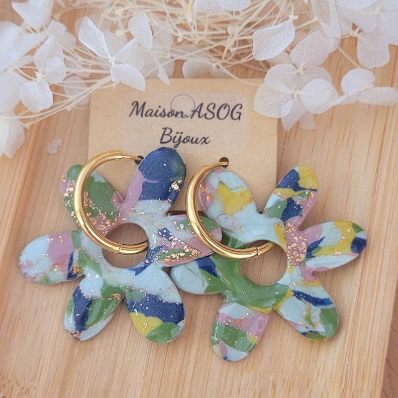 Boucles d'oreilles créole dorée et pampille Flora marbrée vert sauge anis bleu marine rosé cuivré