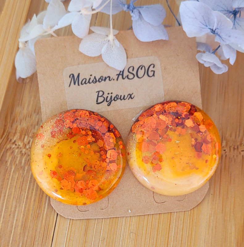 Boucles d'oreilles Romy orange clair nacré et paillette orange