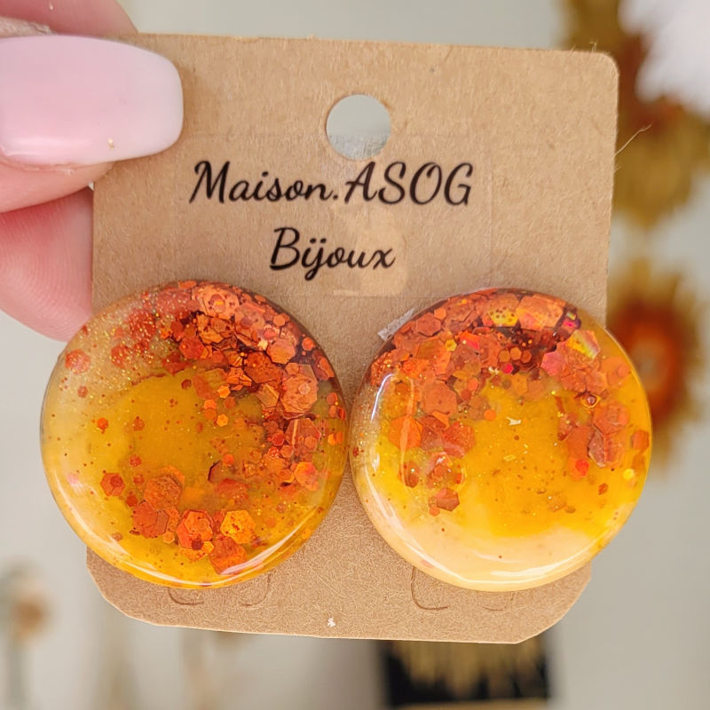 Boucles d'oreilles Romy orange clair nacré et paillette orange
