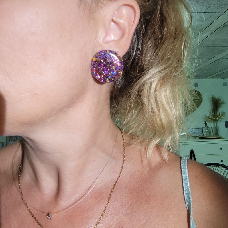 Boucles d'oreilles Romy paillette prune et dorée