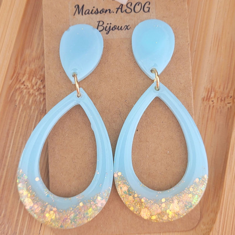 Boucles d'oreilles Sophia Bleu pastel paillette dorée holographique