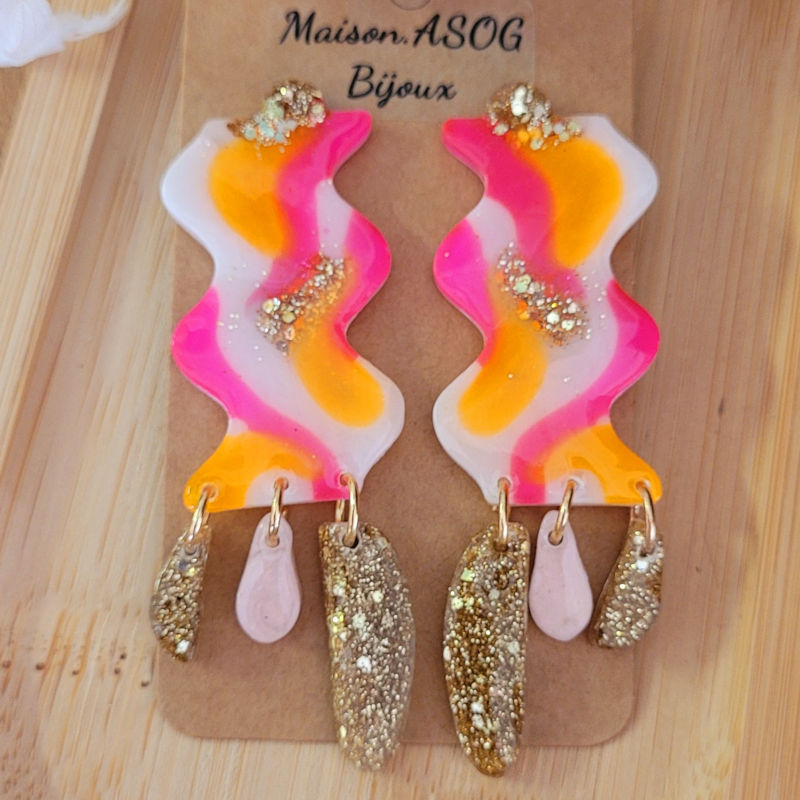 Boucles d'oreilles Zoé fluo rose orange blanc paillette dorée