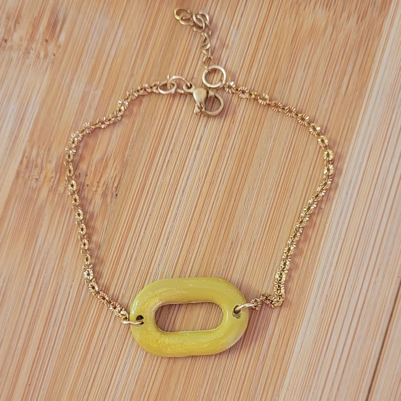 Bracelet chaîne texturée dorée Mia vert anis irisé