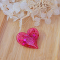 Broche Anna Love rose fushia pailleté