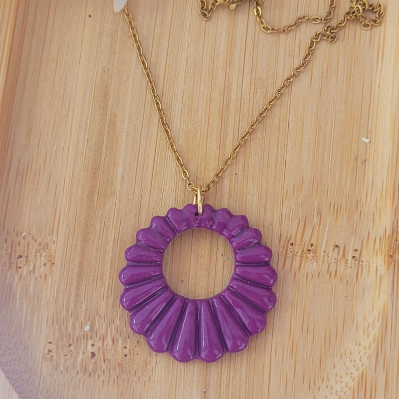 Collier chaîne dorée Camille violine